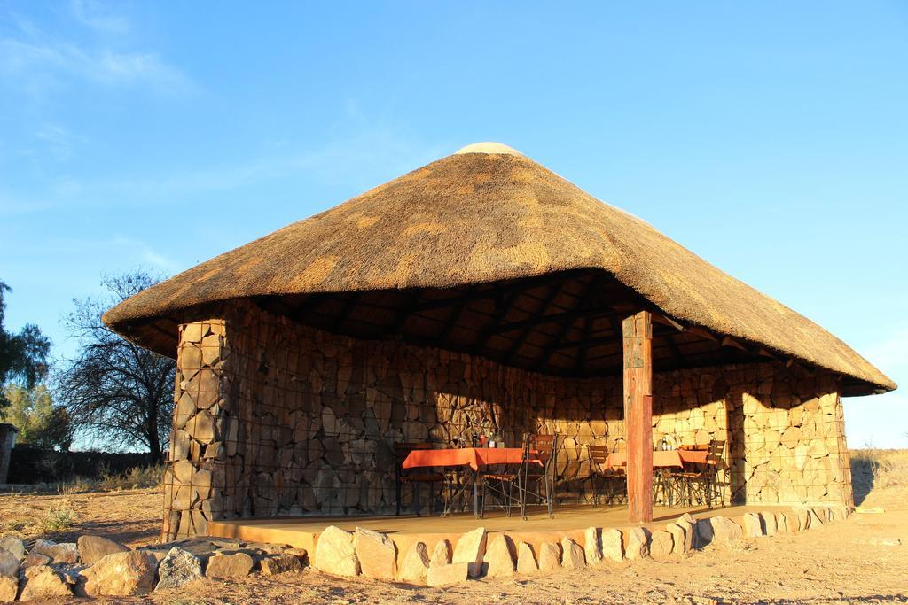 Auas Safari Lodge Windhoek Exterior foto