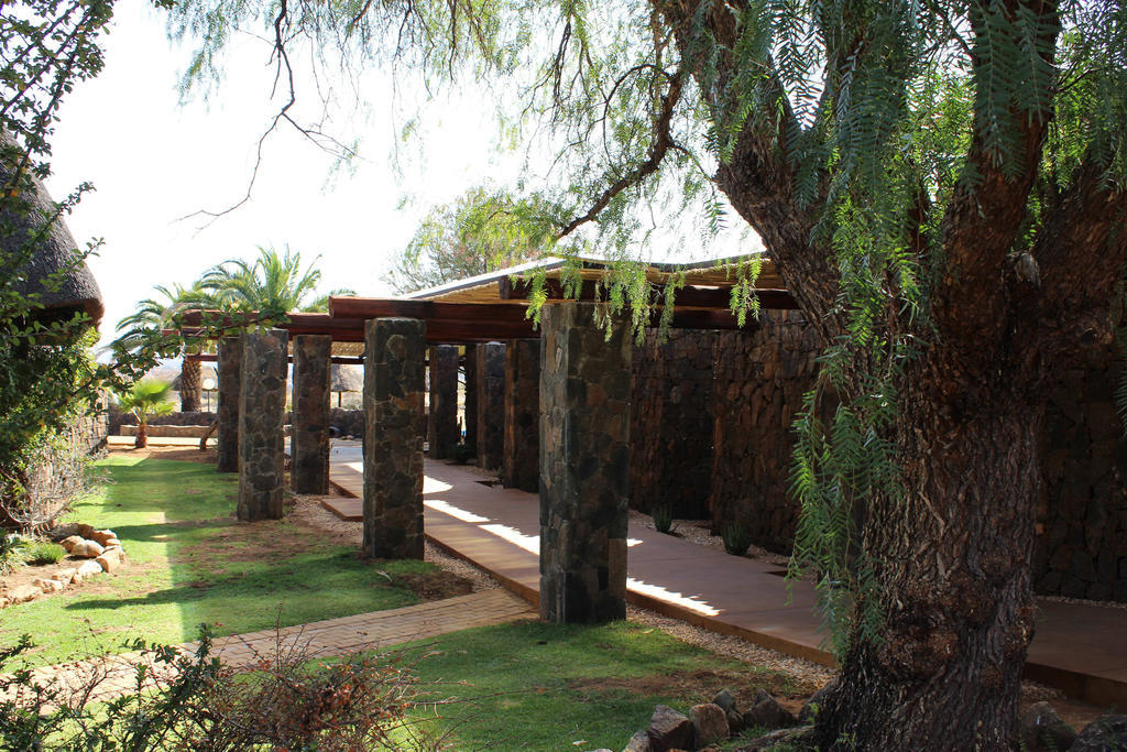 Auas Safari Lodge Windhoek Exterior foto