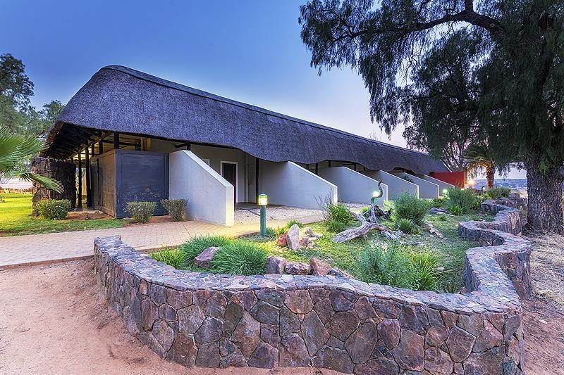 Auas Safari Lodge Windhoek Exterior foto