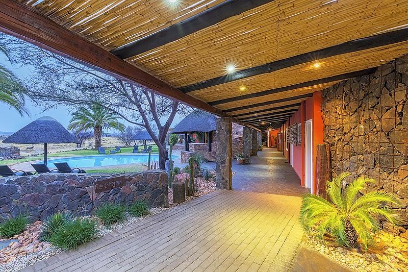 Auas Safari Lodge Windhoek Exterior foto