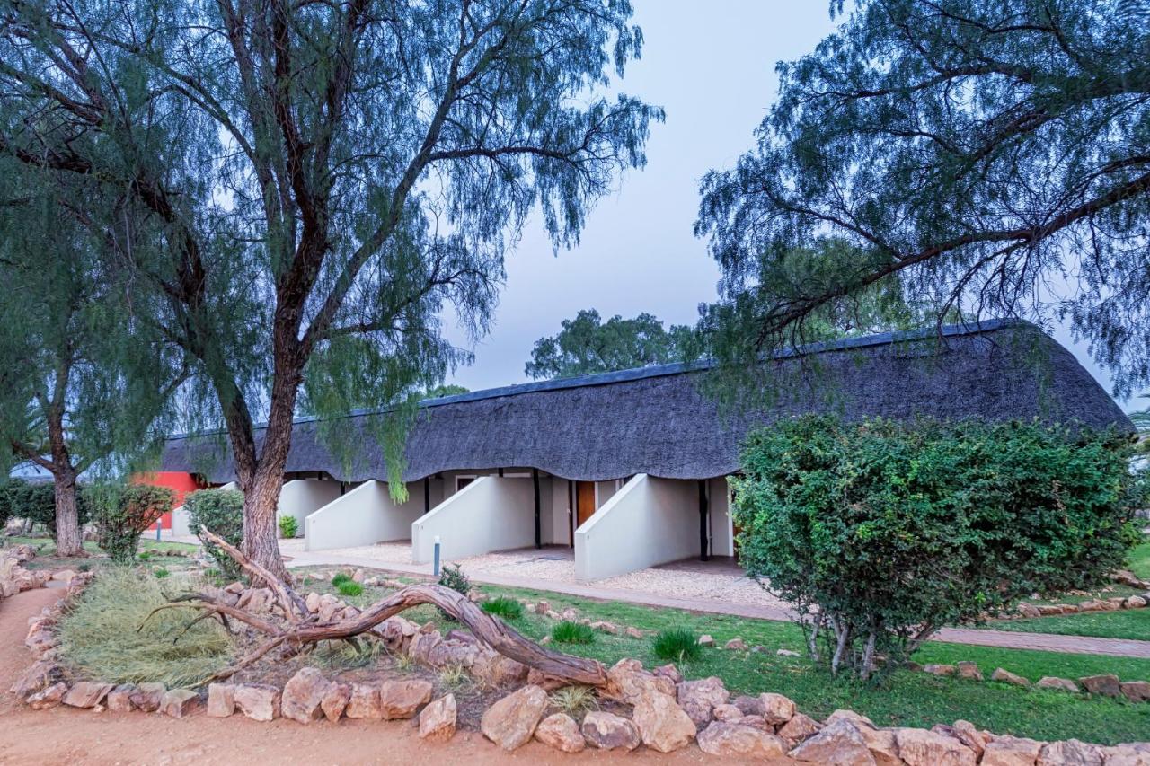 Auas Safari Lodge Windhoek Exterior foto