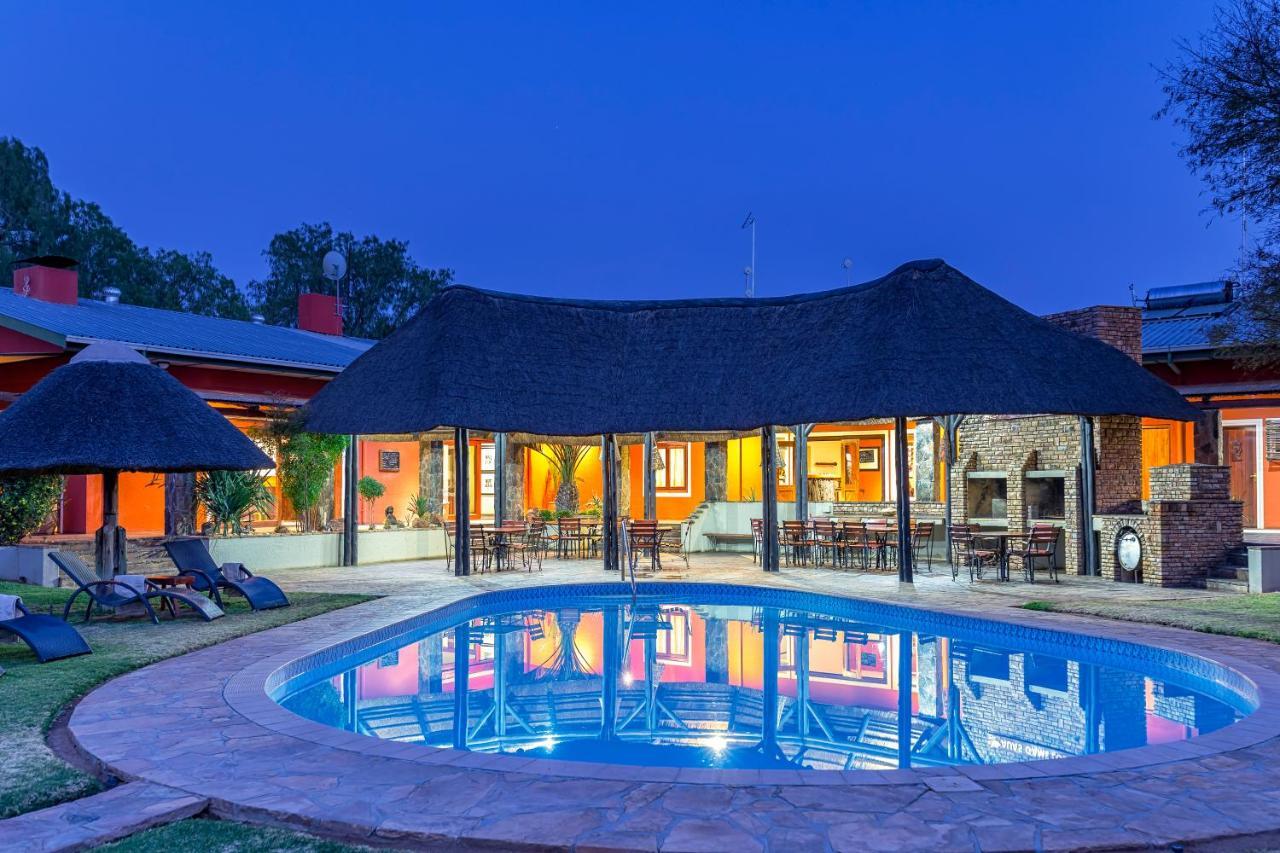 Auas Safari Lodge Windhoek Exterior foto
